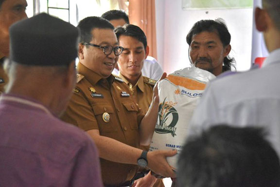 7.647 KK di Payakumbuh Terima Bantuan Beras Pemerintah