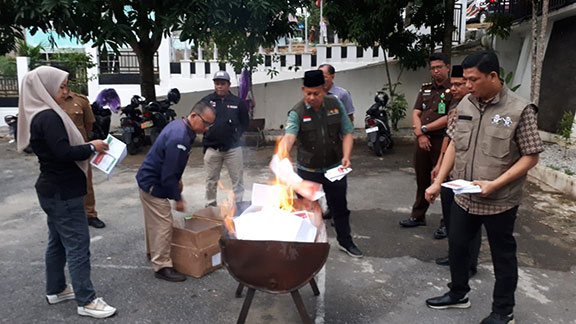 KPU Musnahkan Surat Suara Berlebih