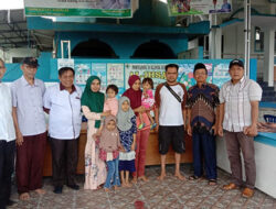 8 KK Nagari Kubang Terima Bantuan Kandang Dan Ayam