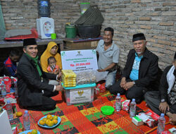 Gubernur Mahyeldi Singgah Sahur Bersama Warga Padang Pariaman