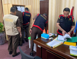 Kejaksaan Geledah Kantor Dinas Pendidikan Sumbar