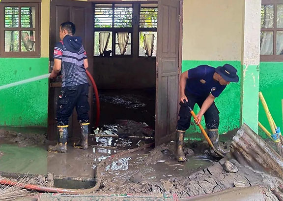 Satpol PP Damkar Kirim Personel untuk Pemulihan Pascabanjir