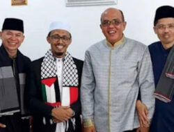 Ketua DPRD Sumbar Supardi Gelar Open House