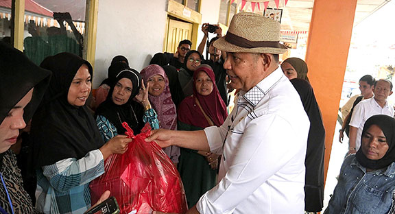 Epyardi Bantu Korban Galodo di Agam dan Tanah Datar Rp1 Miliar