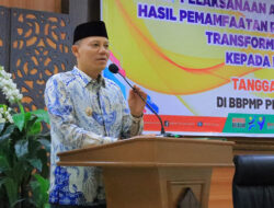 Bupati Pasaman Sabar AS Kembali Terima Penghargaan Bergensi Bidang Pendidikan