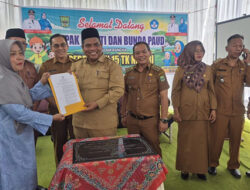 Bupati Suhatri Bur Resmikan 15 TK Negeri