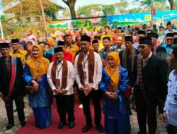 Almaisyar dan Joni Hendri Mendaftar ke KPU Payakumbuh