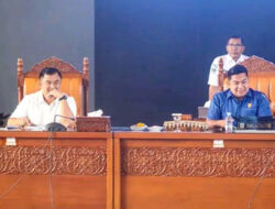 Bupati Dharmasraya Sutan Riska Tuanku Kerajaan Sampaikan Jawaban Terkait Pandangan Umum Fraksi DPRD Atas Ranperda APBD 2025