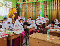 Lindungi Guru Dari Segala Kriminalisasi