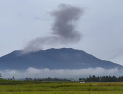 Masyarakat Diminta Waspada, Aktivitas Gunung Marapi Terus Meningkat