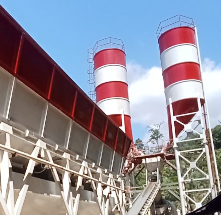 Tanpa Izin, Batching Plant milik PT SKT Bebas Beroperasi