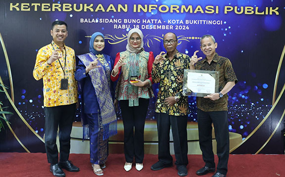 Sekretariat DPRD Sumbar Pertahankan Predikat OPD Informatif