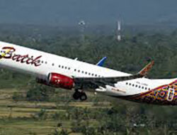 Pesawat Batik Air ID 7109 Batal Mendarat di BIM