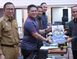 8 Fraksi DPRD Sumbar Sampaikan Pandangan Akhir Ranperda Tentang Kemudahan Berusaha