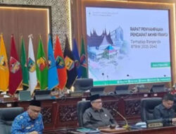 Fraksi-Fraksi DPRD Sumbar Sampaikan Pandangan Akhir Ranperda RTRW 2025-2045