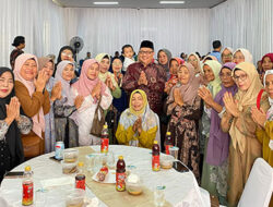Ketua DPRD Sumbar Gelar Open House Dua Hari