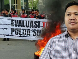 Demonstrasi di depan Mapolda Sumbar, 1 Orang Positif Narkoba