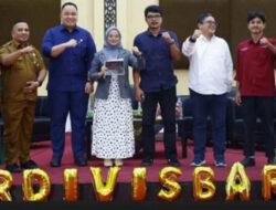 Wakil Ketua DPRD Sumbar Nanda Satria Hadiri Forum Diskusi FORDIVISBAR
