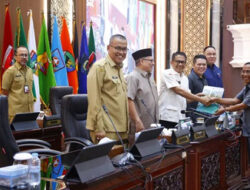 Fraksi Fraksi DPRD Sumbar Sampaikan Pandangan Umum atas Ranperda Pertanggungjawaban APBD 2024