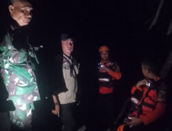 Tempuh 10 Km di Pesisir Mentawai, Pencarian Korban David Hulu Dilanjutkan Lewat Jalur Darat