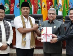 Ketua DPRD Sumbar Gelar Paripurna Penyampaian Nota Pengantar Ranperda APBD Tahun 2026