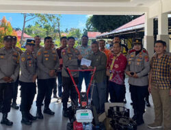 Dukung Program Swasembada Pangan, Kapolres Kep Mentawai Serahkan Bantuan Alat Pertanian Kepada Desa SP2 Sidomakmur