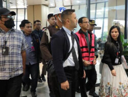 Hotman Paris Tak Lagi Jadi Pengacara Nadiem Makarim di Kasus Korupsi Laptop Chromebook