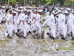 Kelulusan Capai 100 Persen, SMKN 3 Pariaman Lantik 475 Taruna Angkatan XXIII