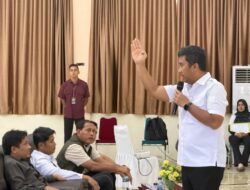 Wagub Sumbar Vasko Ruseimy Dorong Pelestarian Silat Tradisi di Sekolah