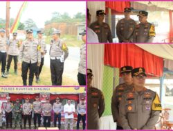 Kapolres Kuantan Singingi Tinjau Pos Pengamanan Natal 2025 dan Tahun Baru 2026 di Desa Tanjung Pauh