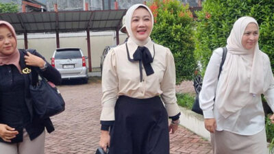 Atalia Praratya Hadiri Sidang Cerai dengan Senyuman