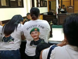 Tangis Syukur Ibu Prada Lucky Pecah di Ruang Sidang, 17 Prajurit Divonis