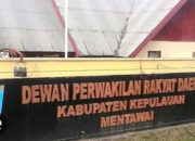 Anggota DPRD Mentawai Kecam Dugaan Larangan Hijab di SMP Negeri 1 Pagai Utara Selatan