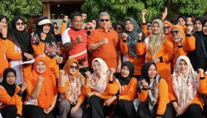 Ketua DPRD Sumbar Dorong Budaya Hidup Sehat Perempuan Lewat Temu Ramah Senam Wanita