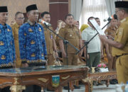 Bupati H. Khairunas Lantik 2 Pejabat Administrator Hasil Sistem Manajemen Talenta