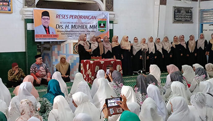 Jelang Ramadan, Ketua DPRD Sumbar Dorong Ibu-Ibu Majelis Taklim Perkuat Iman dan Ekonomi Keluarga