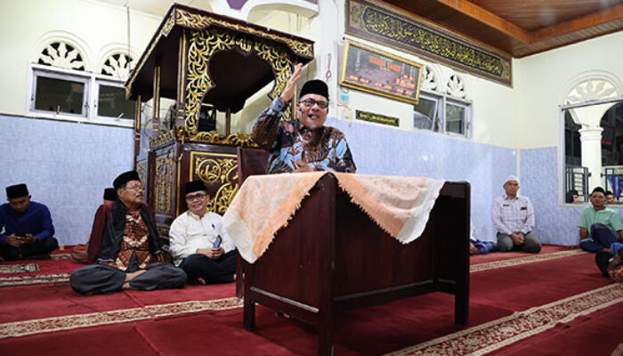 Masyarakat Nagari Kuncir Keluhkan Sinyal Lemah, Ketua DPRD Sumbar Siap Koordinasikan dengan Diskominfotik
