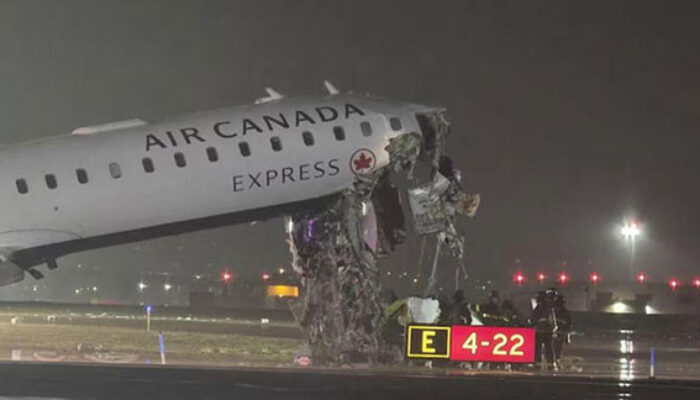 “Teriakan ‘Stop!’ Tak Mampu Cegah Tragedi, Pesawat Air Canada Tabrak Truk di LaGuardia, Dua Pilot Tewas”