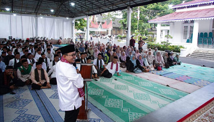 Buka Puasa Bersama Pegawai, Bupati Eka Putra: Momentum Bangun Sinergitas Antara Pimpinan Dan Jajarannya