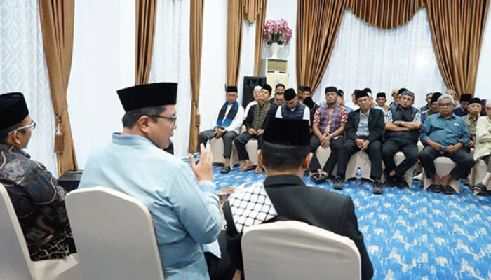 Wabup Ahmad Fadly : Berpotensi Ada Perbedaan, Pemkab Tanah Datar Tetap Fasilitasi Shalat Idul Fitri di Lapangan Cindua Mato