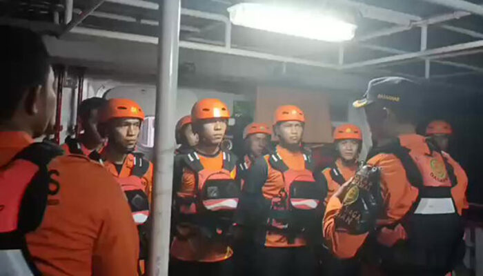 Kapal Mati Mesin di Perairan Mentawai, Tim SAR Gabungan Lakukan Pencarian
