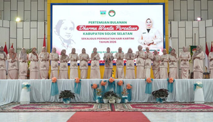 DWP Solsel Launching Baju Kurung Bermotif Rumah Gadang, Gaungkan Semangat Kartini