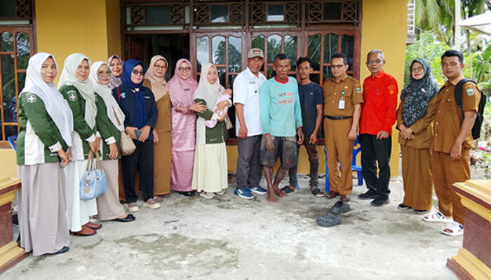 Dinas Kesehatan Padang Pariaman Sambangi Keluarga Almarhumah Nadilla, Pastikan Perhatian bagi Bayi yang Ditinggalkan