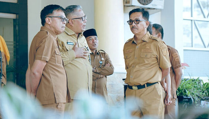 Pesan Bupati H. Khairunas dalam Apel Gabungan ASN