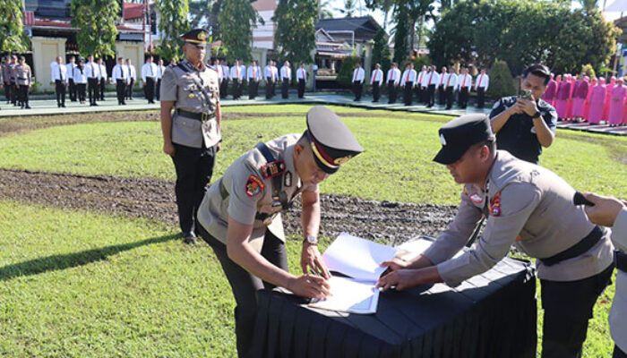 Kapolres Pasaman Barat Pimpin Sertijab Kasat Reskrim dan Kapolsek Pasaman