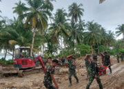 Satgas Karya Bakti TNI AD Skala Besar TA 2026 Bersama Warga Percepat Pembuatan Abutmen Jembatan di Dusun Gobik