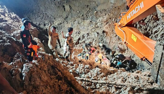 Longsor Tambang Emas Ilegal di Sijunjung Tewaskan 9 Orang Penambang