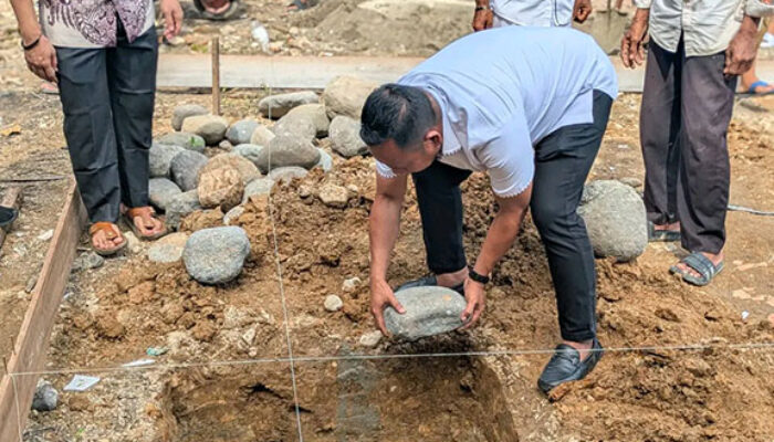 Ketua DPRD Padang Pariaman Hadiri Peletakan Batu Pertama Pesantren Miftahul Jannah