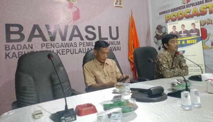 Bawaslu Mentawai Gelar Rapat Koordinasi Kehumasan dan Informasi Publik