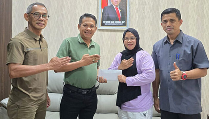 INKADO Sumbar Lepas Martinel Prihastuti Ikuti Sertifikasi AKF di Bangladesh